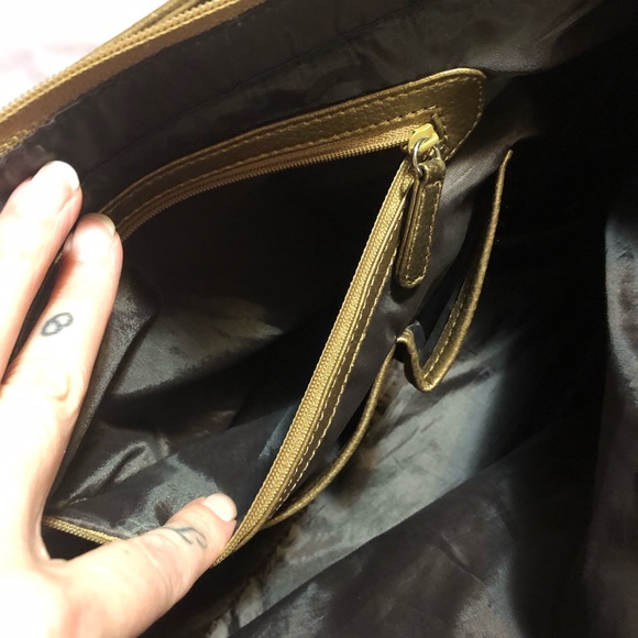 Tommy Hilfiger Large Bronze Handbag - Picture 9 of 14